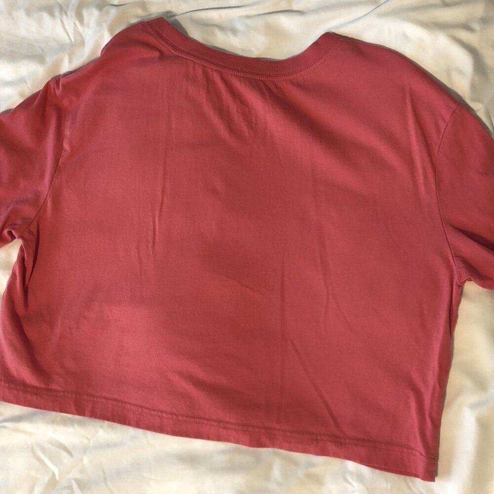 Nike Women's Essential Futura Crop Top - Medium - Picture 2 of 3